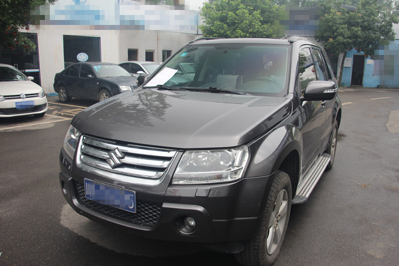 鈴木超級(jí)維特拉全車內(nèi)飾翻新 成都汽車內(nèi)飾改裝翻新