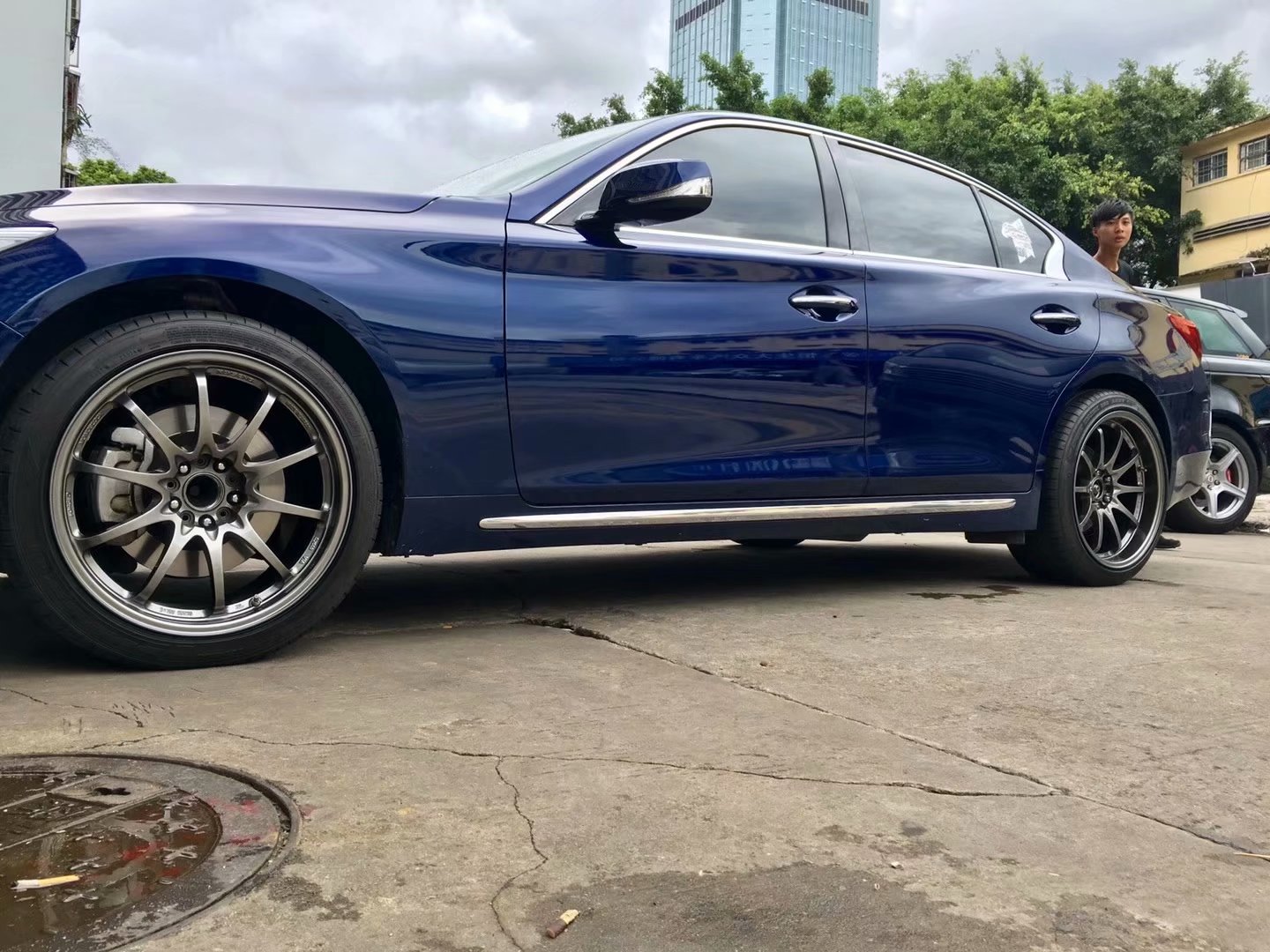 英菲尼迪Q50 ，換 RAYS  CE28 完工！
