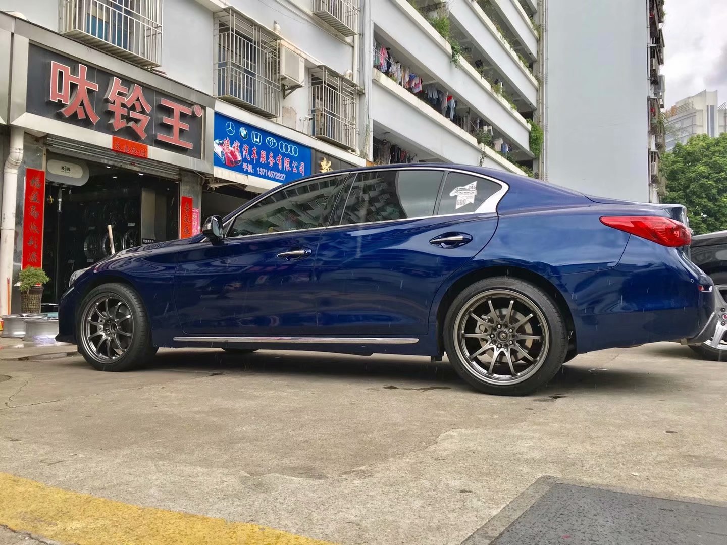 英菲尼迪Q50 ，換 RAYS  CE28 完工！