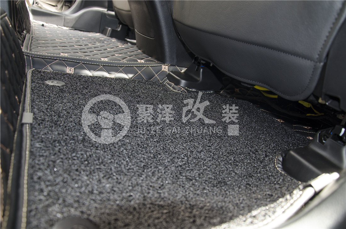 傳祺GS8黑色回字360航空軟包