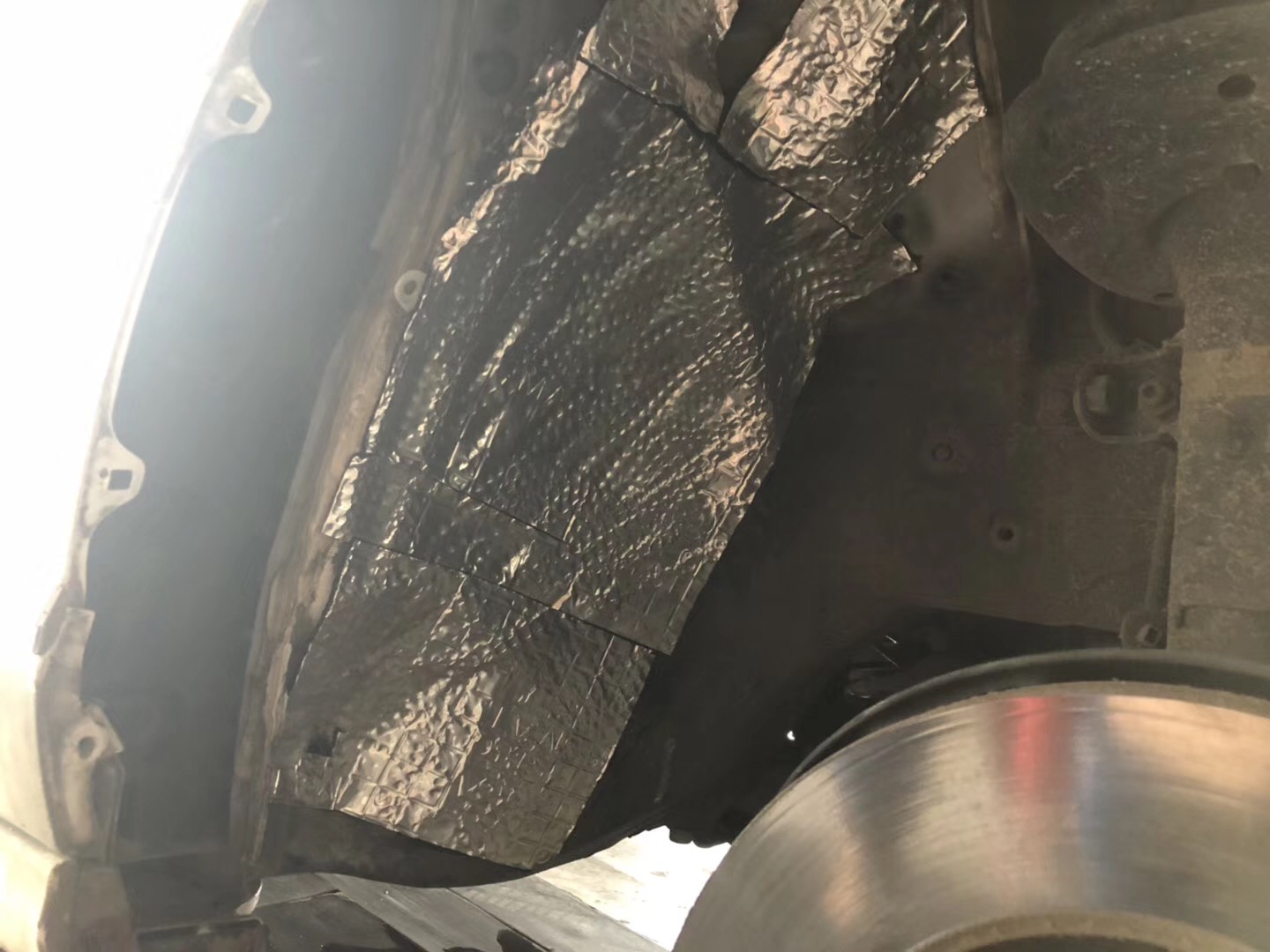 汕頭星悅汽車音響改裝本田思鉑睿汽車音響四門隔音輪轂降噪音響改裝FOCAL法國(guó)勁浪套餐喇叭