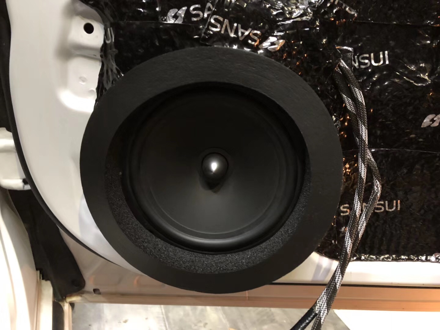 汕頭星悅汽車音響改裝本田思鉑睿汽車音響四門隔音輪轂降噪音響改裝FOCAL法國(guó)勁浪套餐喇叭