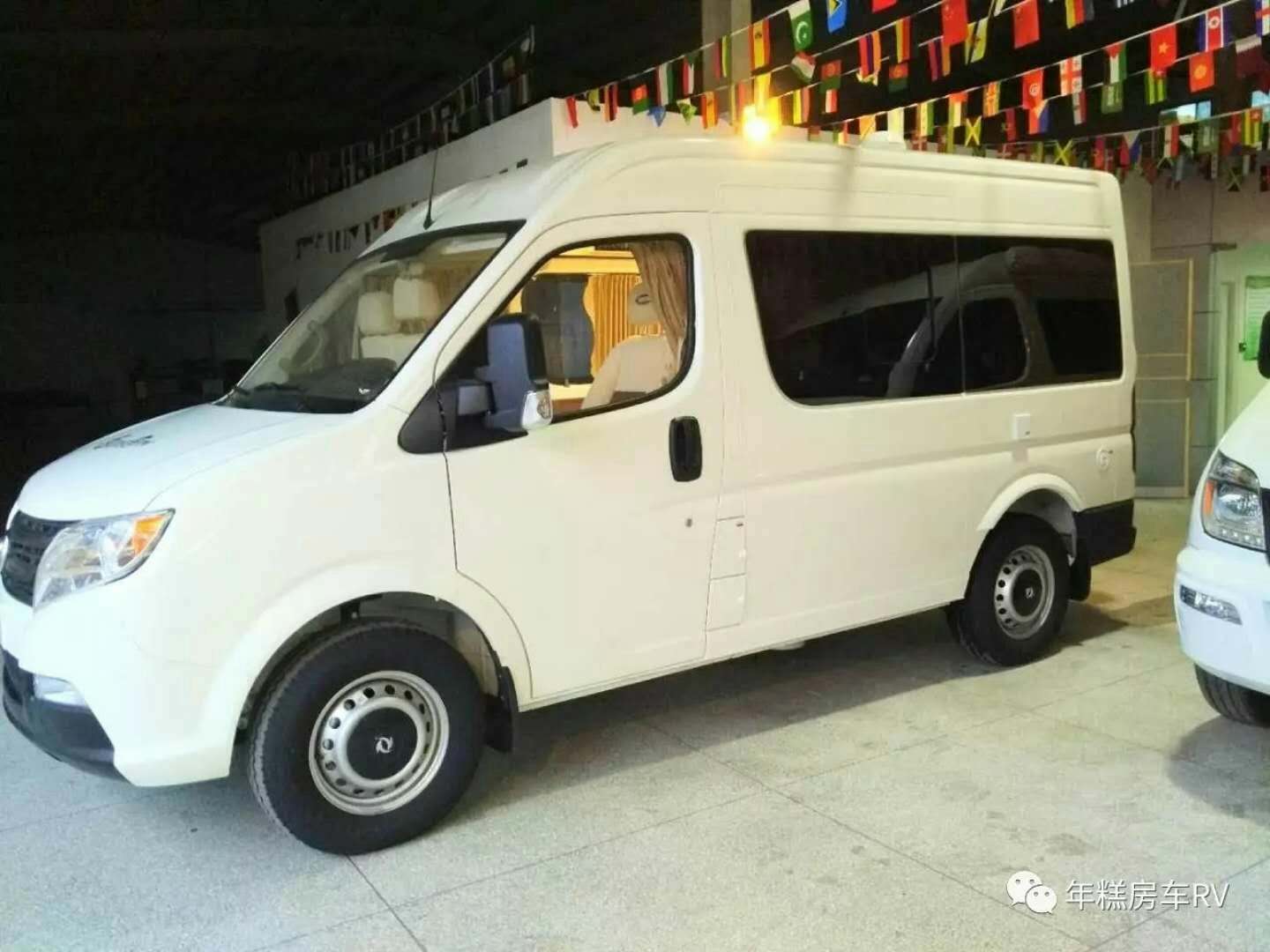 東風(fēng)御風(fēng)短軸房車(chē)優(yōu)惠團(tuán)購(gòu)-19.98萬(wàn)