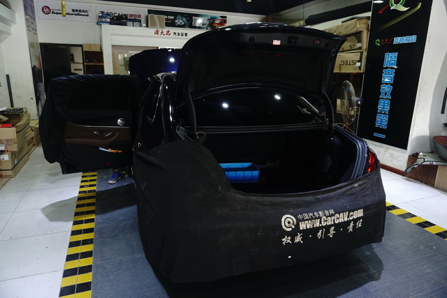 奔馳E300汽車音響改裝意大利史泰格專車專用三分頻汽車喇叭-重慶渝大昌