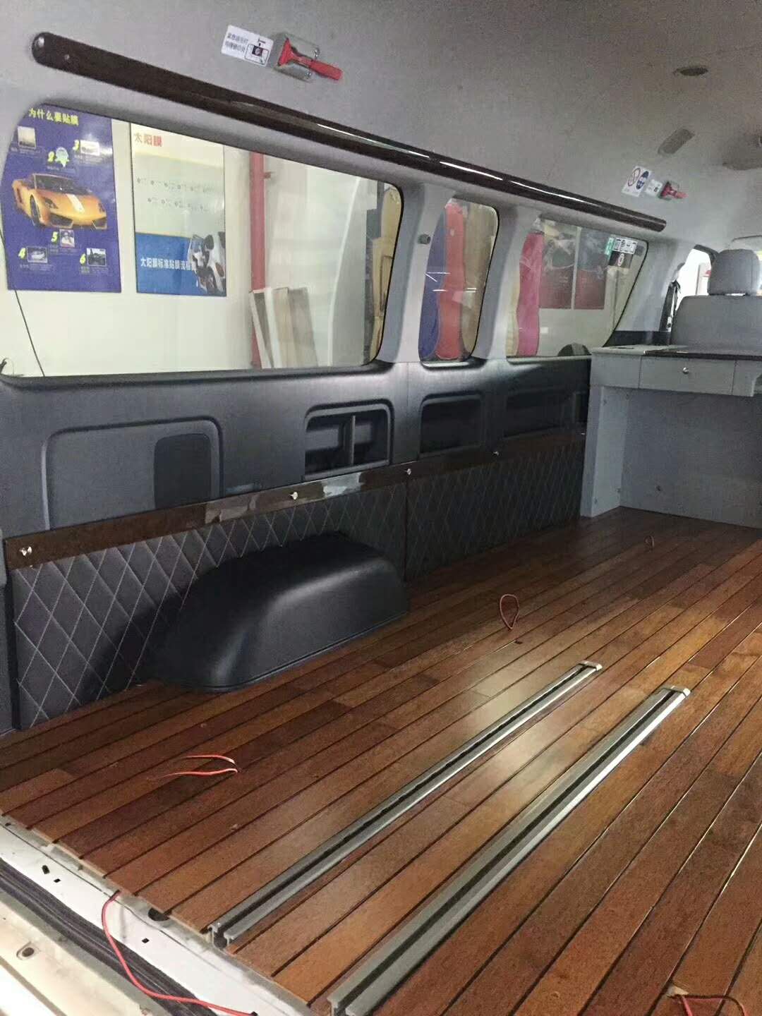 13座豐田海獅內(nèi)飾改裝