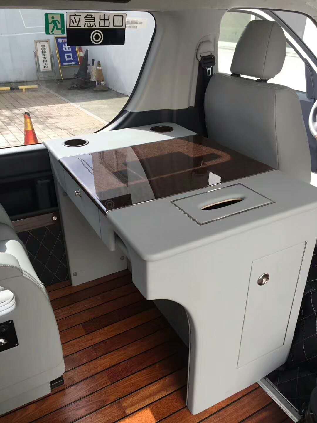 13座豐田海獅內(nèi)飾改裝