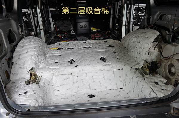 重慶渝大昌汽車音響改裝案例之三菱帕杰羅V93音響改裝史泰格和全車隔音