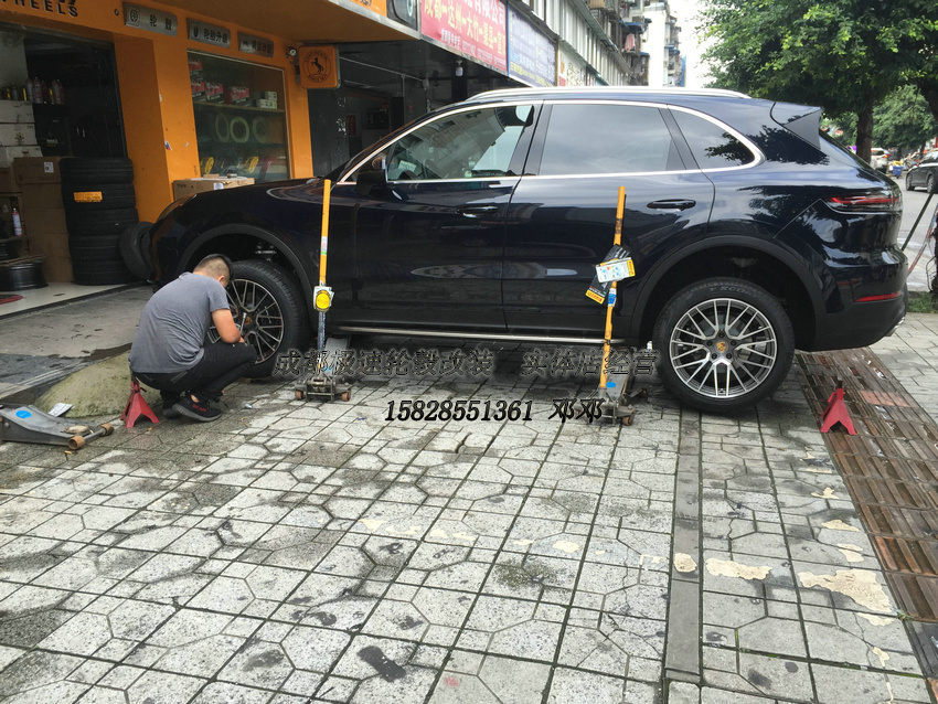 保時捷卡宴升級20寸迪威特定制鍛造輪轂 裝車 現(xiàn)貨供應