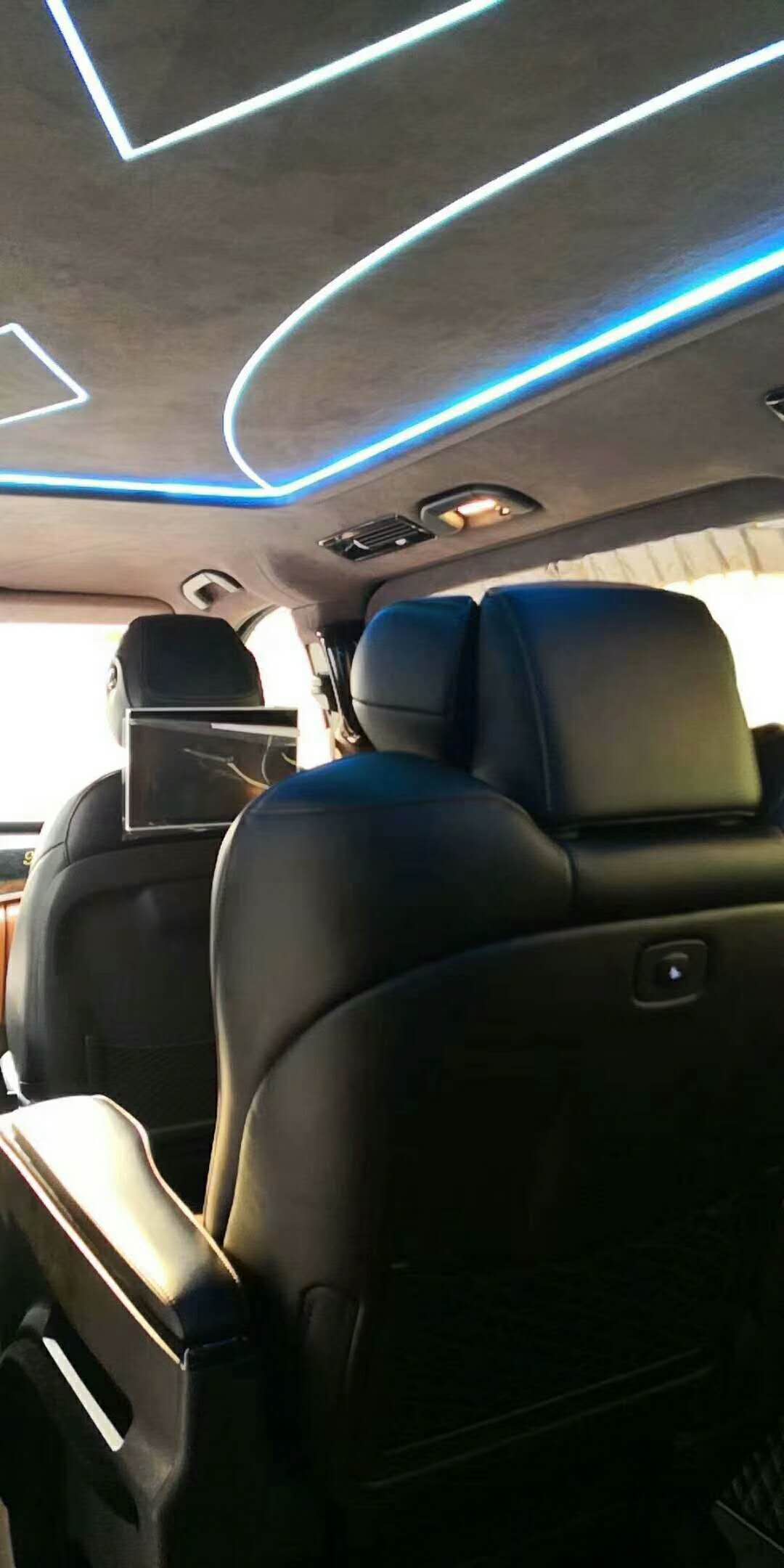 奔馳V250商務(wù)車改裝