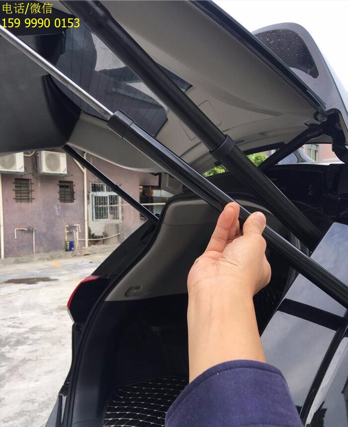 日產(chǎn)奇駿加裝電動尾門，沒有對比就沒有傷害