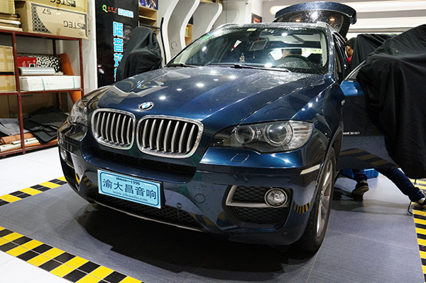 重慶渝大昌汽車音響改裝寶馬X6專車專用音響德國零點8寸低音三分頻喇叭