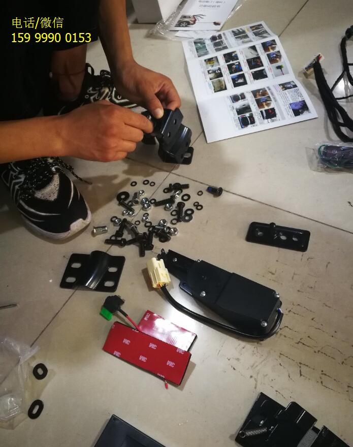 奔馳E級(jí)加裝電動(dòng)尾門(mén)，開(kāi)門(mén)只需輕輕一按就搞定