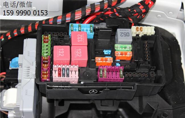 奔馳C級加裝電動尾門，輕松實現一鍵遙控尾門