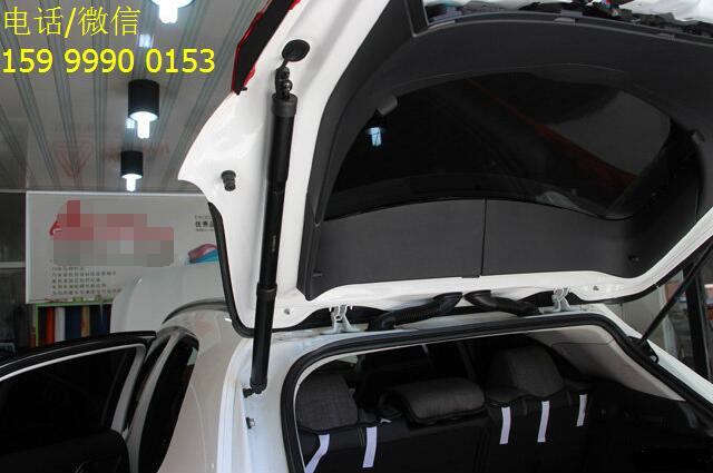 奔馳GLA加裝電動(dòng)尾門(mén)，使用起來(lái)就是這么方便