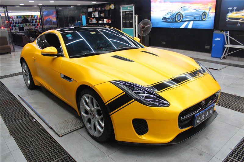 長沙車身改色貼膜實(shí)體店捷豹F-TYPE施工禿鷹電光金屬大黃蜂進(jìn)口改色膜