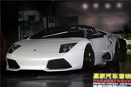 蘭博基尼LP640-4全車(chē)車(chē)身改色貼膜德國(guó)PWF意大利白——郴州市皇家音響