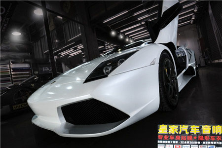 蘭博基尼LP640-4全車(chē)車(chē)身改色貼膜德國(guó)PWF意大利白——郴州市皇家音響