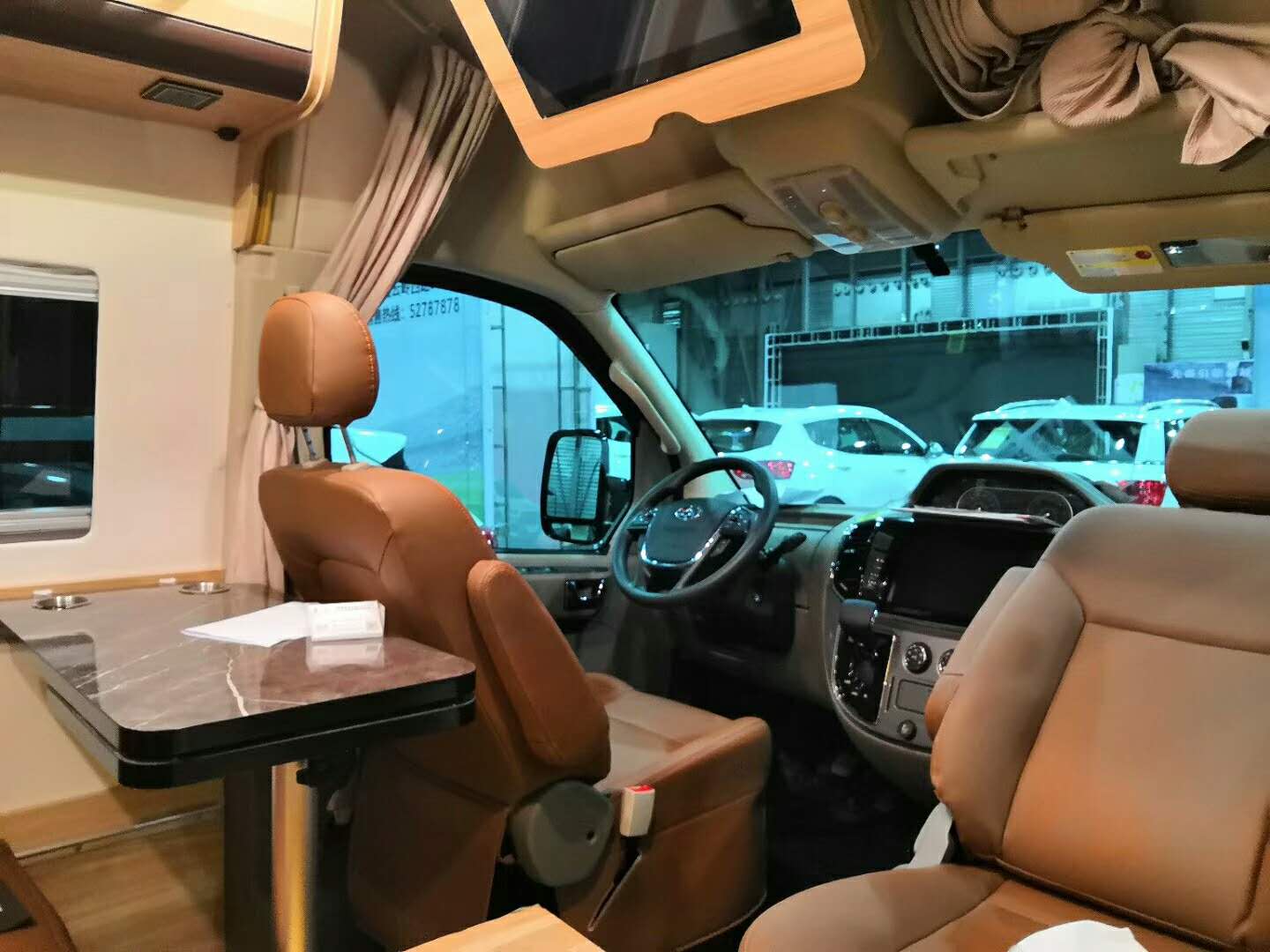 大通V80房車
