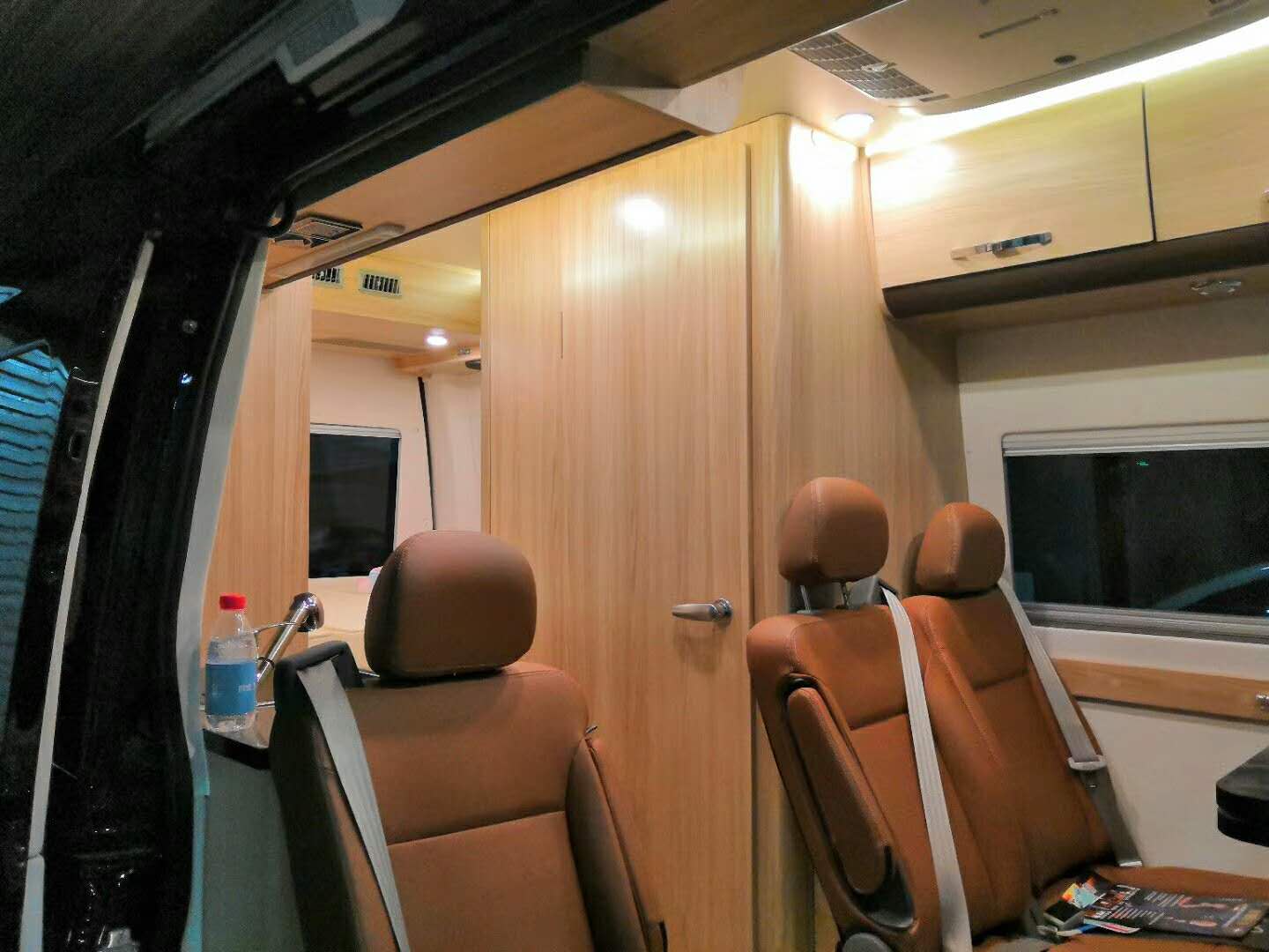 大通V80房車