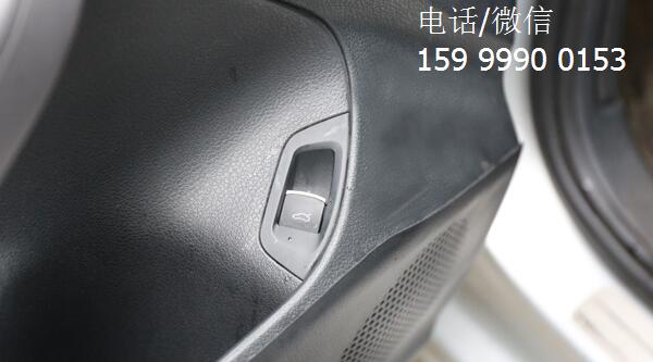 大眾帕薩特加裝電動(dòng)尾門(mén)，全新推桿，驚艷四座！