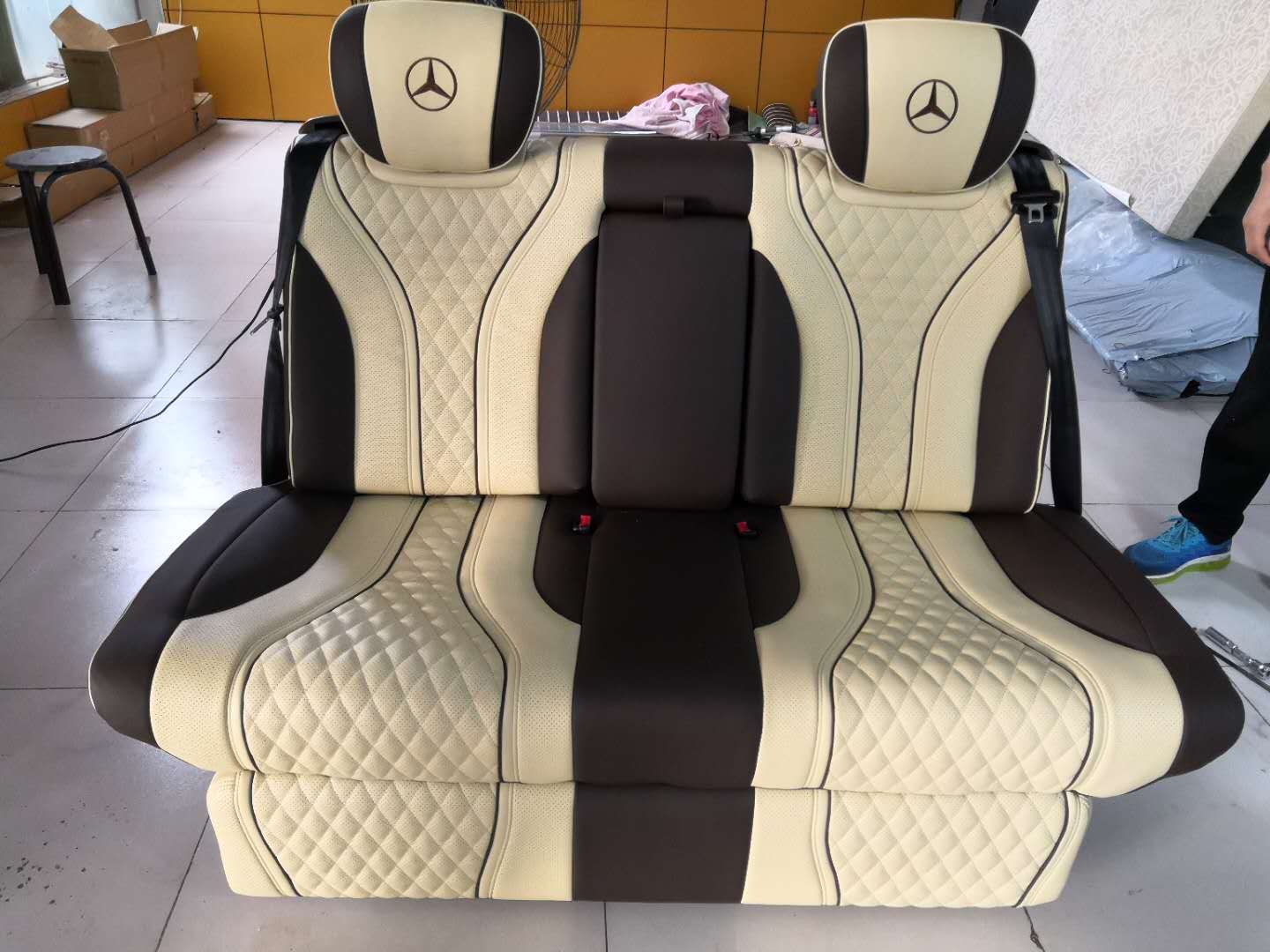 奔馳V260改裝航空座椅注意哪些方面?