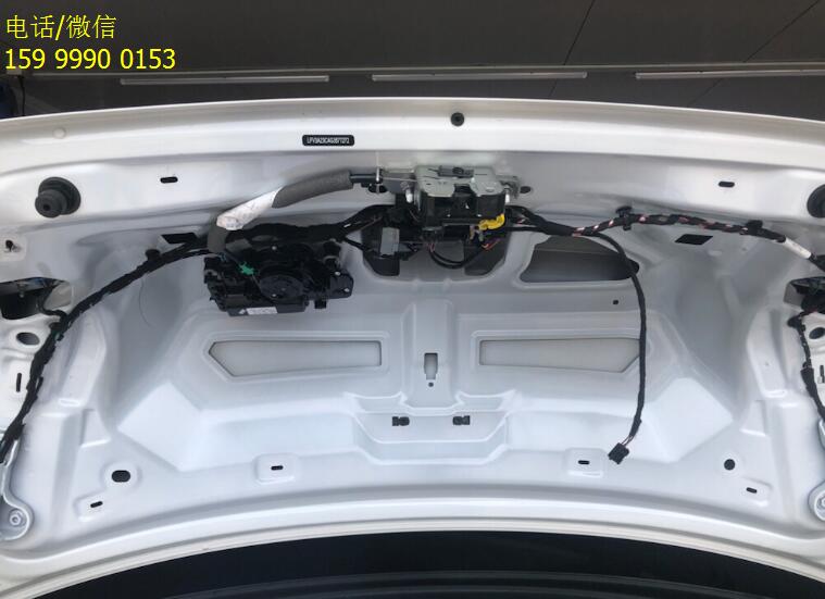 大眾邁騰加裝電動(dòng)尾門(mén)，原來(lái)電吸關(guān)門(mén)這么溫柔！