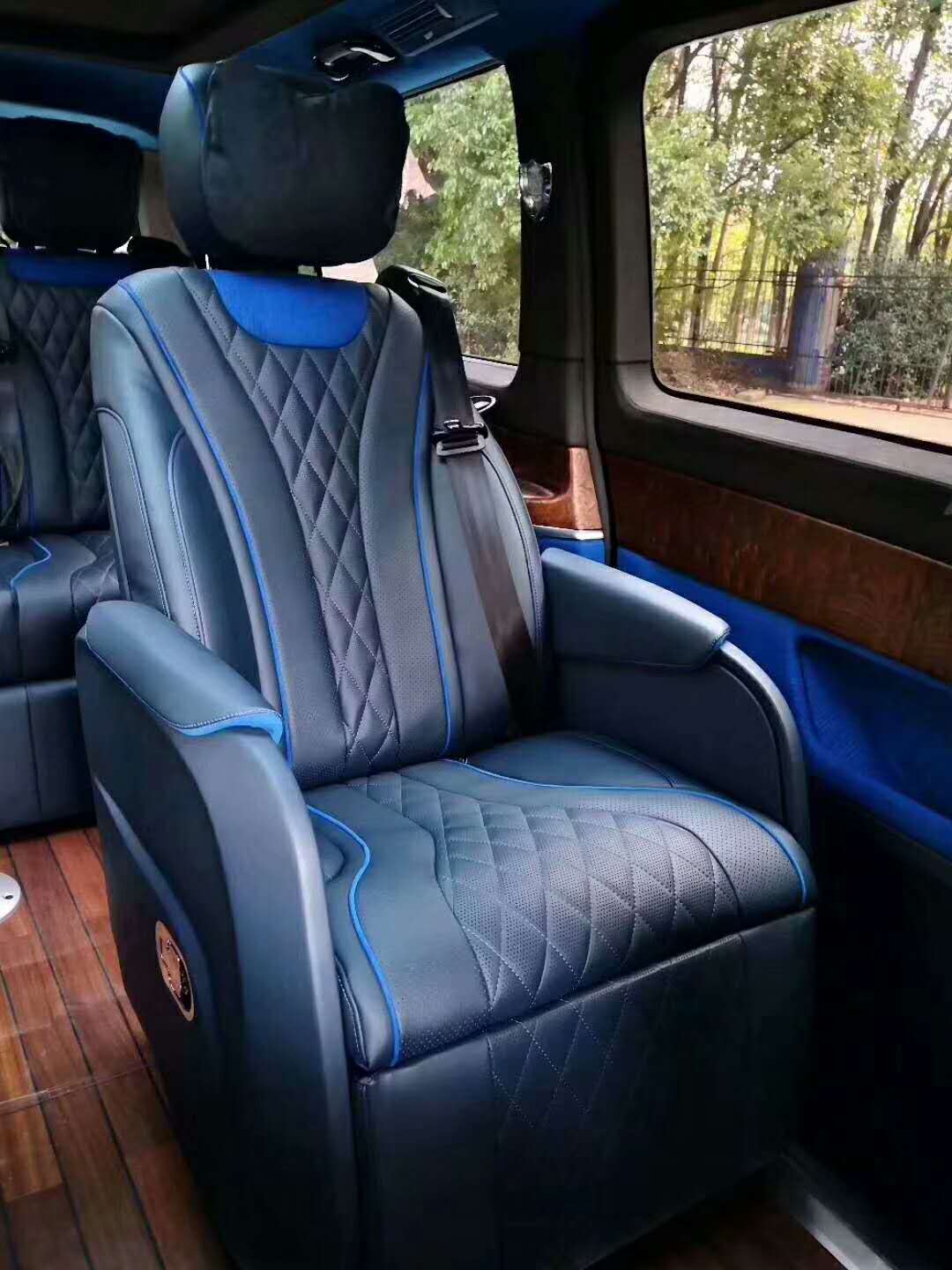 奔馳商務車簡改