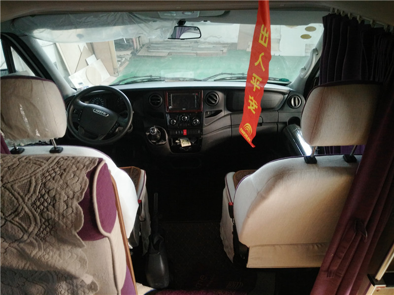 凱倫賓威房車加裝48V鋰電逆變帶原車空調(diào)