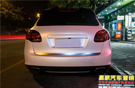 保時捷卡宴車身改色貼膜德國PWF電光金屬白——郴州市皇家音響
