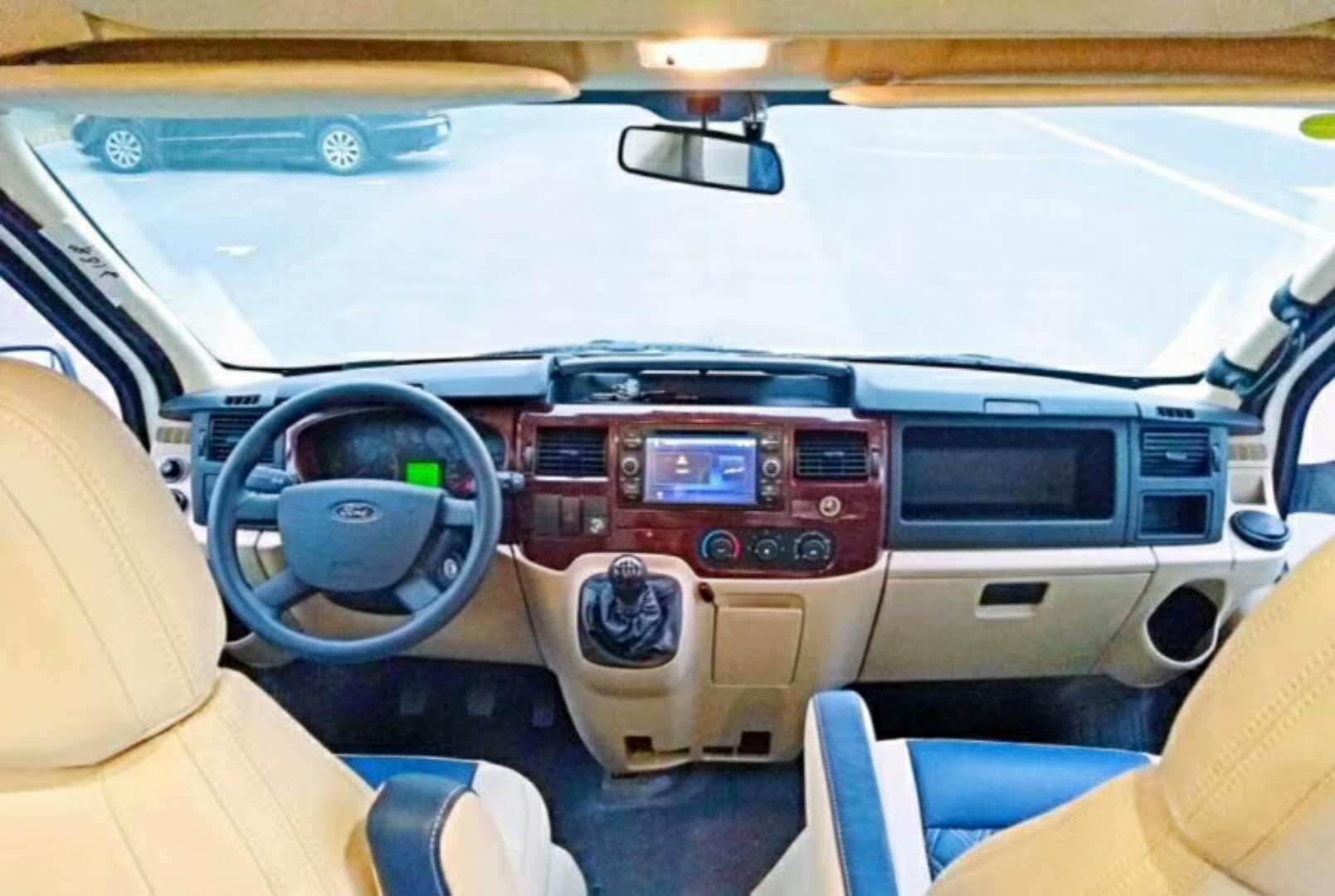 福特全順長軸高頂房車