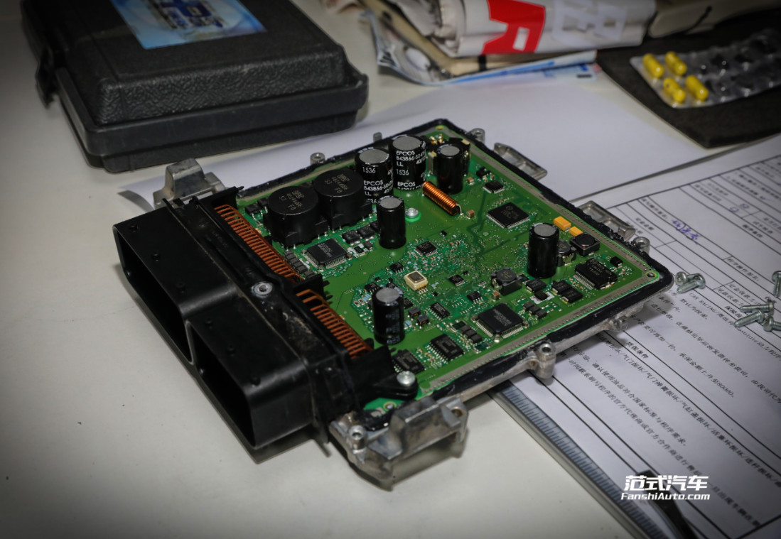 【漂亮】奔馳GLC260 2.0T 刷ecu動力升級 范式汽車打通任督二脈！
