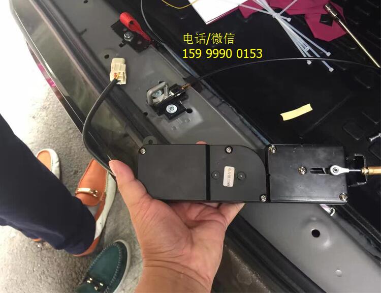 凱迪拉克XT5加裝電動(dòng)尾門，打開(kāi)尾門那一刻才知道這么霸氣
