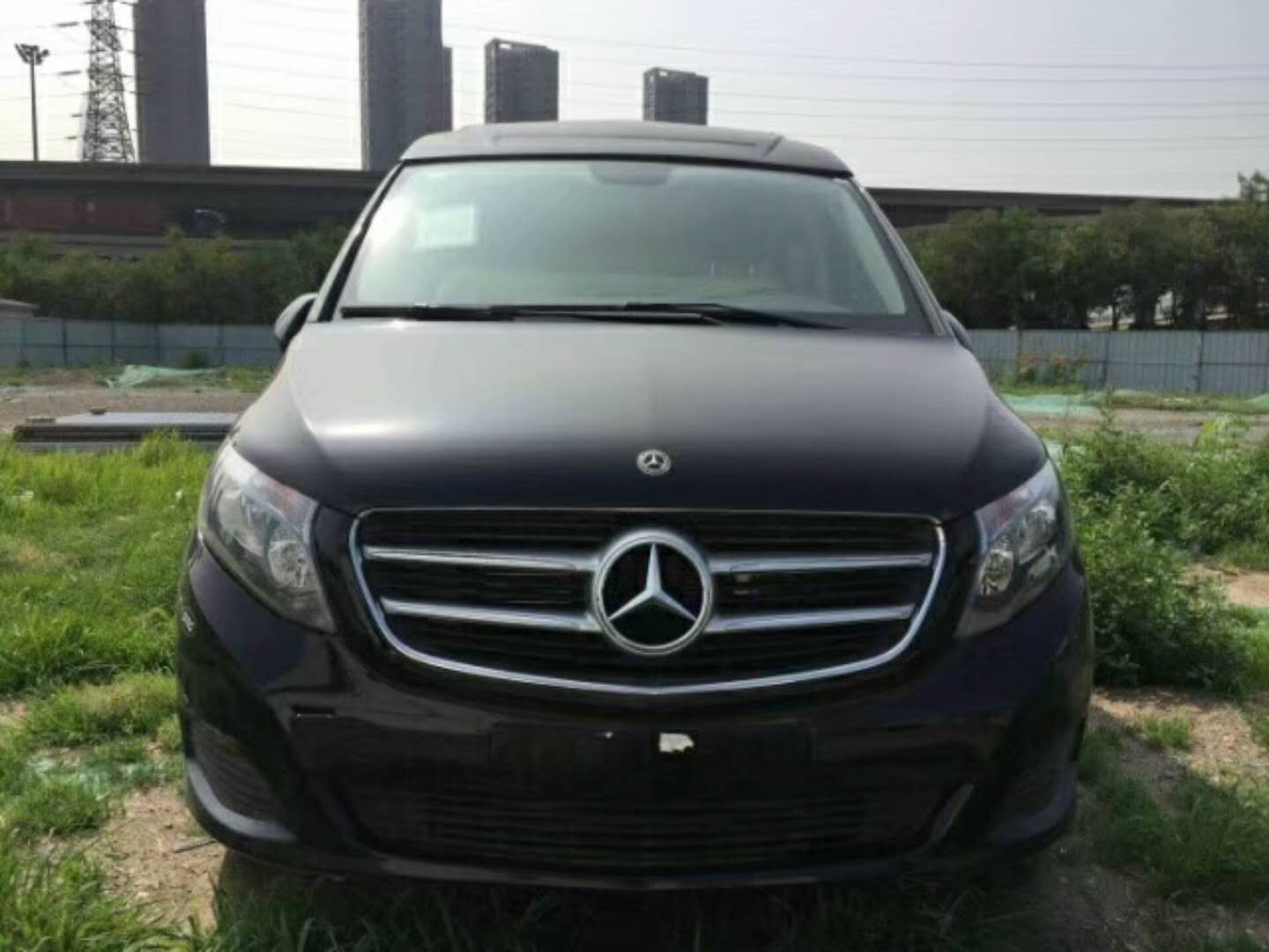 奔馳商務(wù)車(chē)V250內(nèi)飾改裝