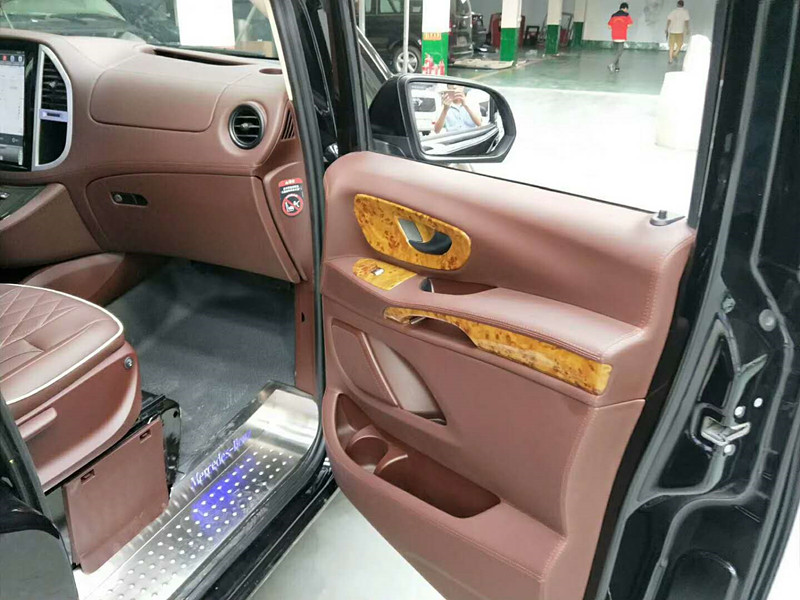 奔馳商務車小改裝也能體現(xiàn)大貴氣
