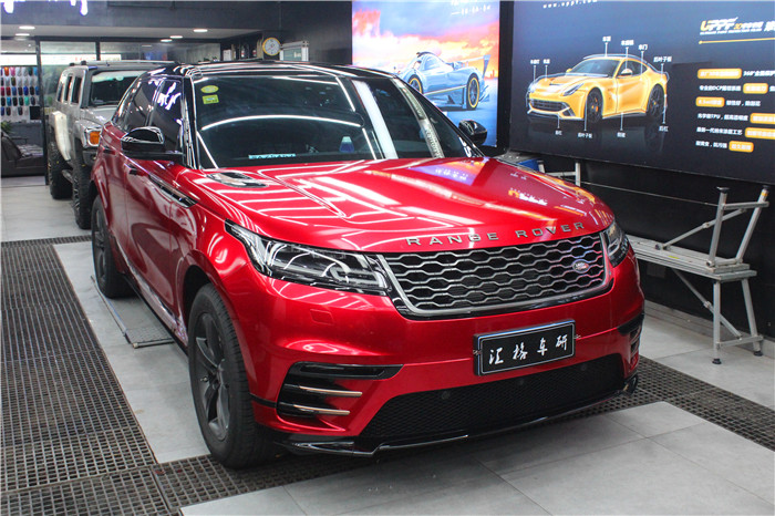 汽車改色膜 路虎車身貼膜改色水晶烈焰紅 長沙貼膜實體店