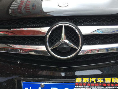 奔馳威霆安裝億車安360度全景行車記錄儀——郴州市皇家音響