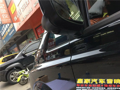 奔馳威霆安裝億車安360度全景行車記錄儀——郴州市皇家音響