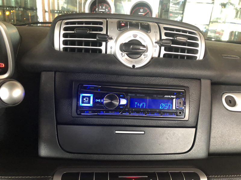 追求品質(zhì)奔馳SMART汽車音響改裝FOCAL勁浪音響四門隔音踏入音樂世界不一樣的聲音汕頭市星悅汽車音響改裝