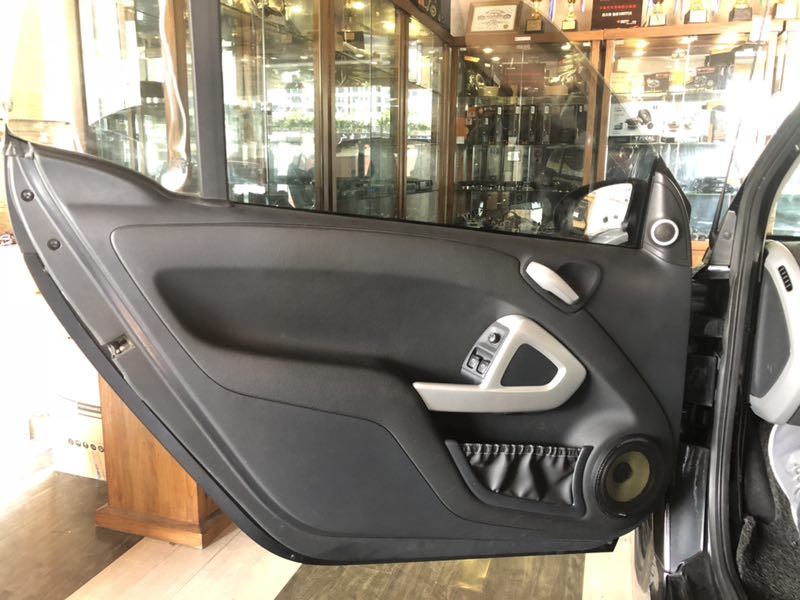 追求品質(zhì)奔馳SMART汽車音響改裝FOCAL勁浪音響四門隔音踏入音樂世界不一樣的聲音汕頭市星悅汽車音響改裝