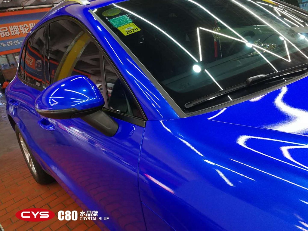 成都靚車會(huì)青羊店保時(shí)捷Macan水晶藍(lán)汽車改色貼膜