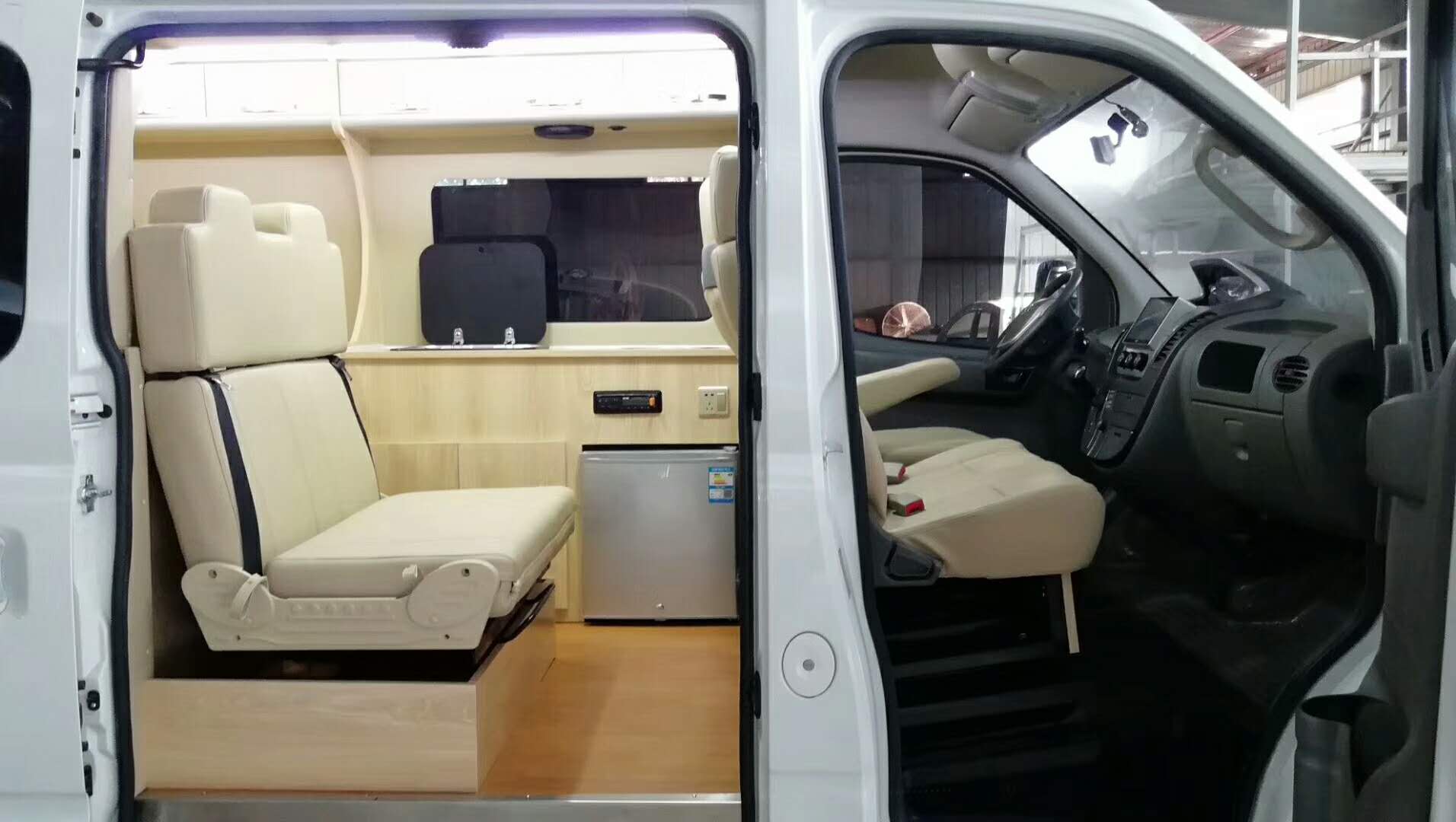 大通B型房車內(nèi)飾改裝