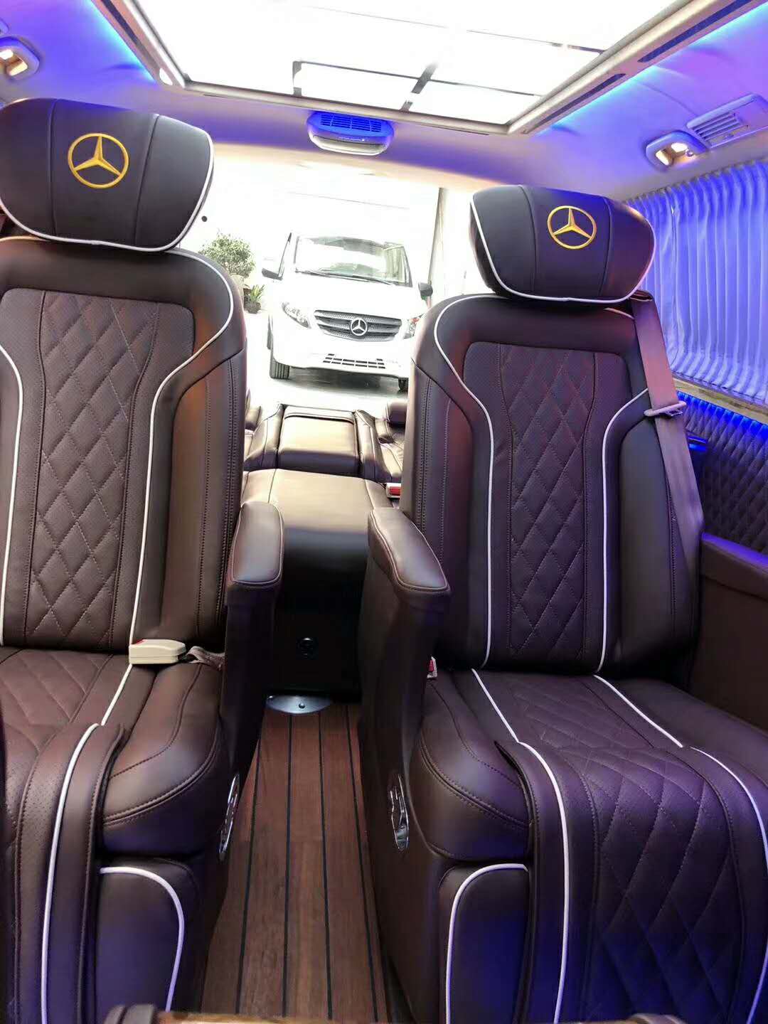 奔馳商務(wù)車無(wú)隔斷版豪華改裝