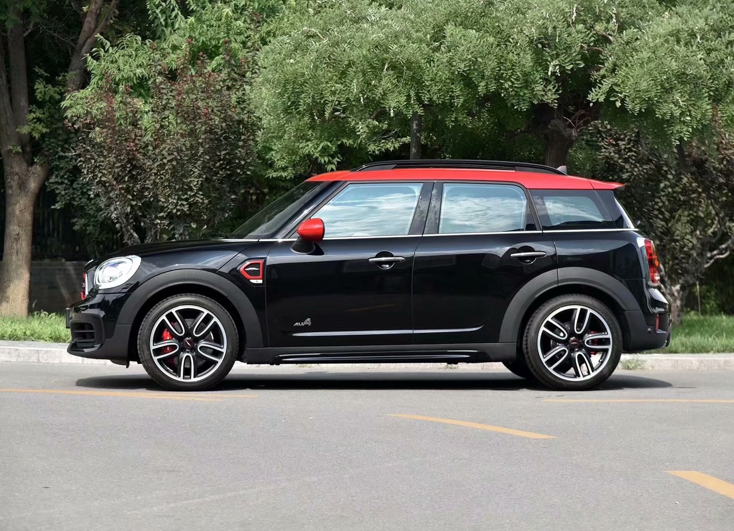 新車拆一套 ，MINI ? JCW ? countryman