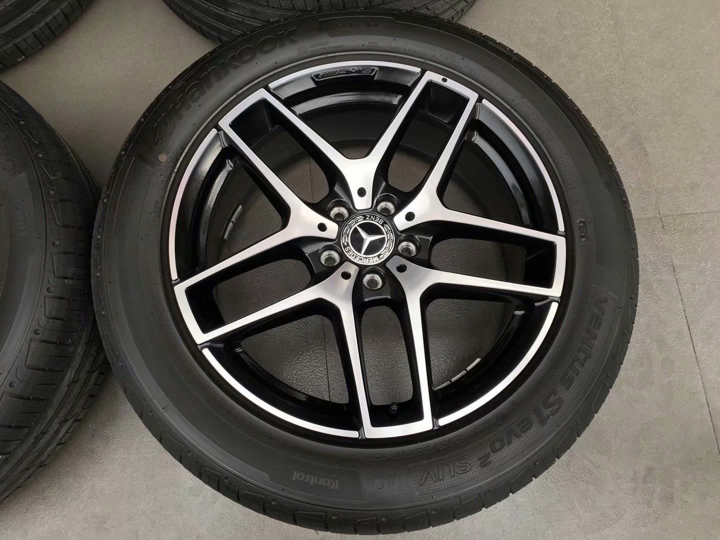 到貨一套，奔馳原廠進(jìn)口 GLC coupe AMG