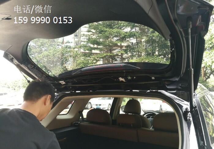 吉利博越加裝電動(dòng)尾門，開關(guān)門真是平穩(wěn)順暢啊!