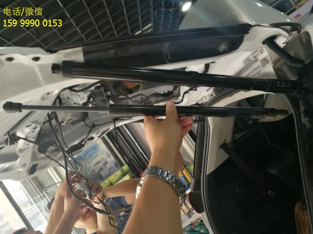 長安CS95/CS75加裝電動尾門，感覺發(fā)現(xiàn)了新大陸
