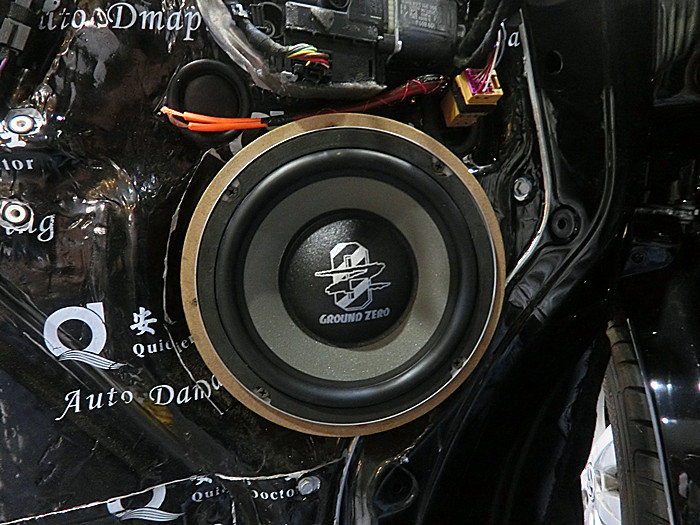 重慶汽車音響改裝哪家好？重慶渝大昌大眾邁特威商務(wù)房車T5汽車音響改裝德國零點(diǎn)