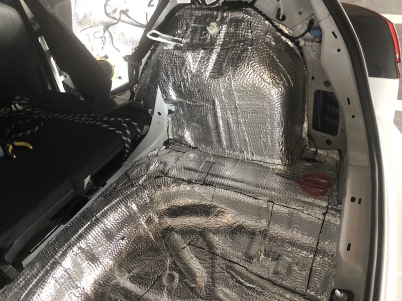 汕頭星悅汽車音響大眾高爾夫全車隔音降噪音響改裝勁浪PS165F3三分頻德國(guó)海螺進(jìn)入“發(fā)燒”狀態(tài)先鋒主機(jī)德國(guó)蟒蛇線材