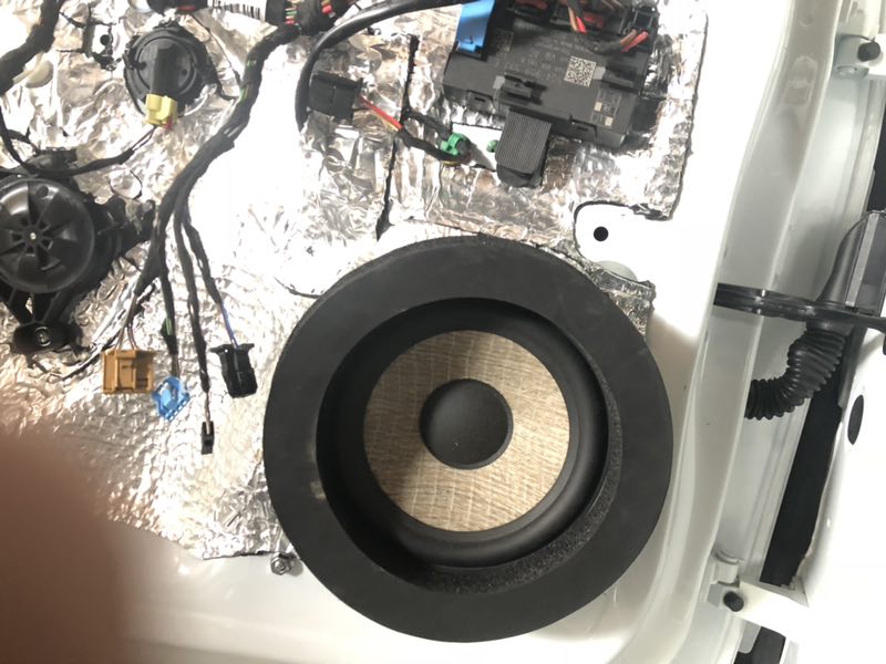 汕頭星悅汽車音響大眾高爾夫全車隔音降噪音響改裝勁浪PS165F3三分頻德國(guó)海螺進(jìn)入“發(fā)燒”狀態(tài)先鋒主機(jī)德國(guó)蟒蛇線材