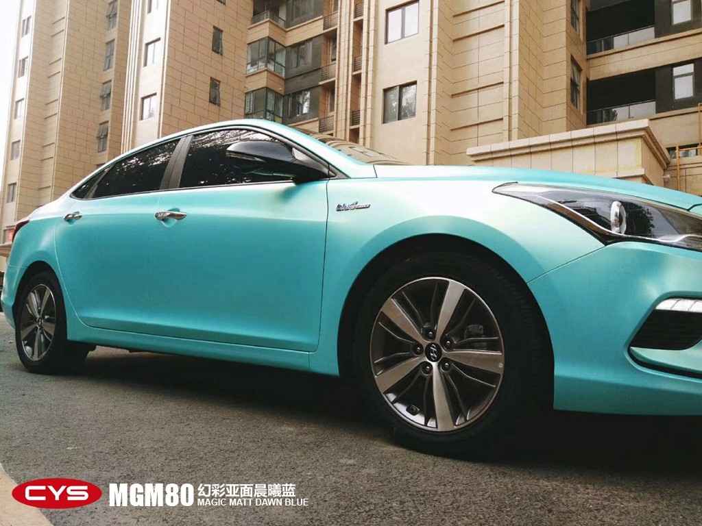 成都靚車會(huì)青羊店現(xiàn)代名圖幻彩亞面晨曦藍(lán)車身改色貼膜